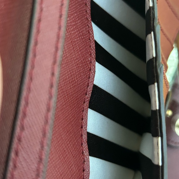 Henri Bendel Red Saffiano Leather Crossbody Bag Approx. 7 x 4 - Picture 15 of 17